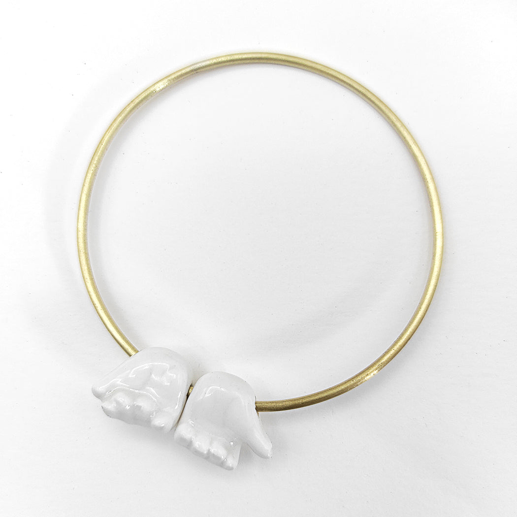 Pulsera dos manos cerrada