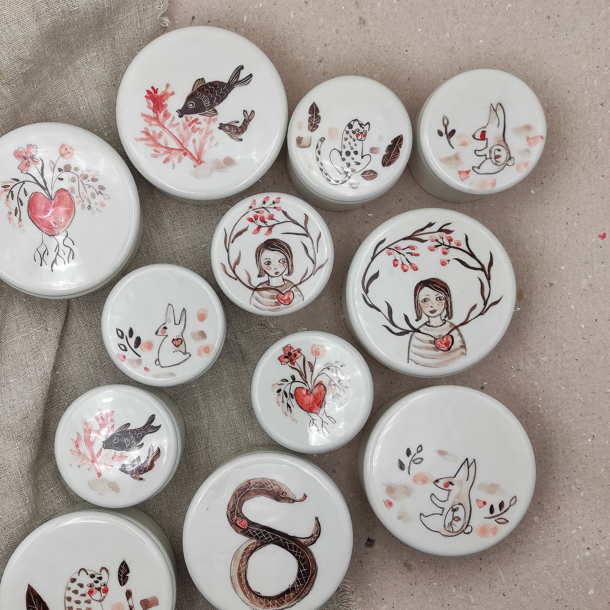 Conjunto cajas joyero cerámica grande colección roja pintada a mano distintos diseños