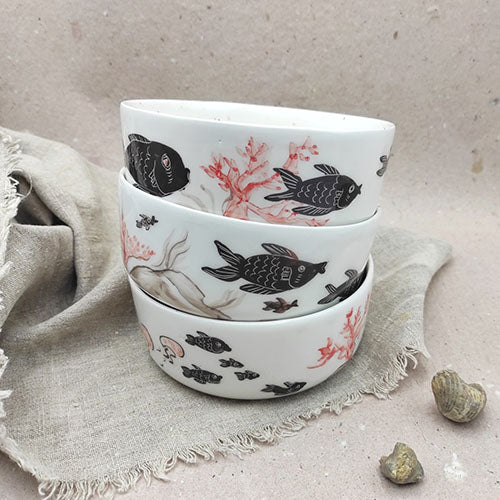 conjunto de cuencos cerámica blanca BIHU diseño marino pintado a mano