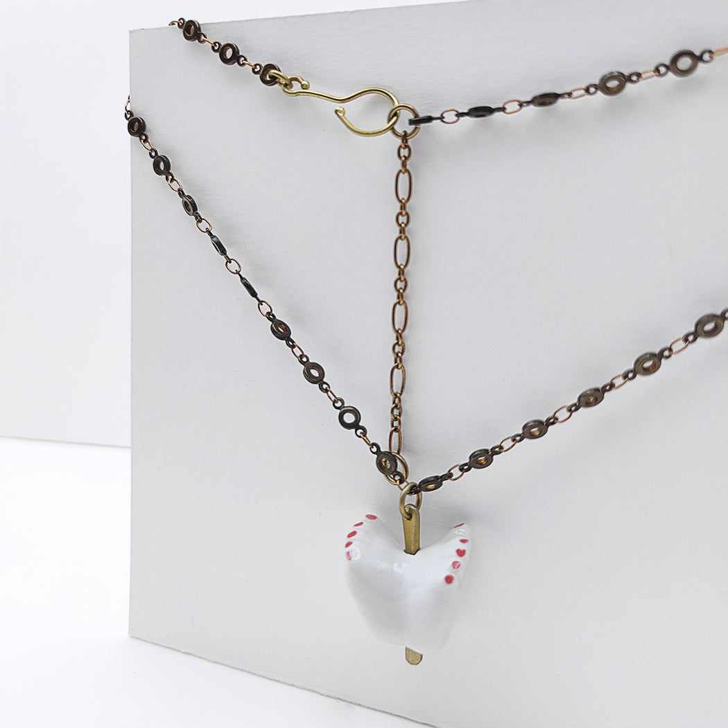 Collar pies dobles latón porcelana esmaltada